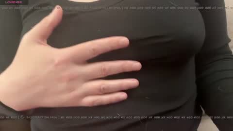 Mx Mommy Moo online show from August 5, 1:25 am