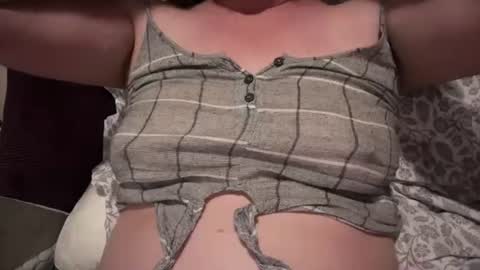 Mx Mommy Moo online show from August 7, 6:13 am