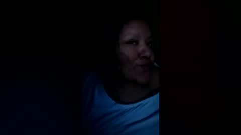 daisnconfusion_ online show from August 9, 8:37 am