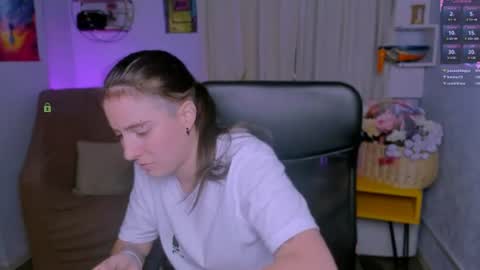 daisy online show from August 4, 5:43 pm
