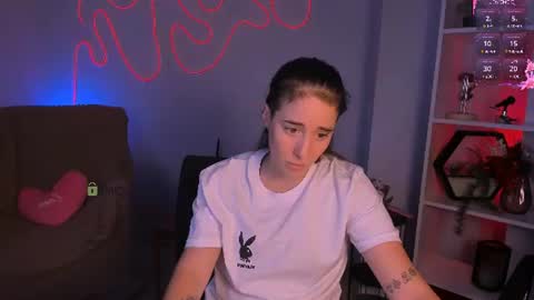 daisy online show from August 14, 9:13 am