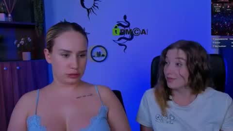 Little Di online show from July 25, 1:31 am