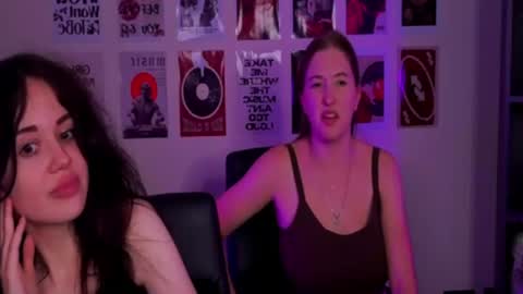 Little Di online show from August 8, 3:17 am