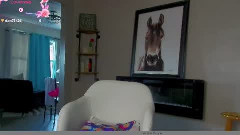 Daisy online show from July 19, 2:41 pm