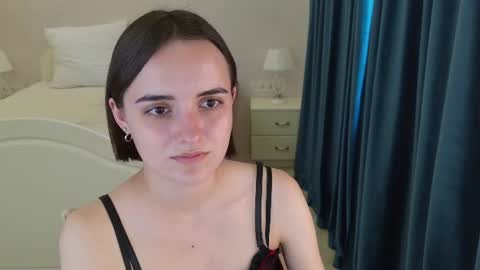 Daisy online show from August 15, 9:35 am