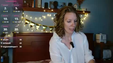 daisy_lovely online show from August 17, 5:12 am