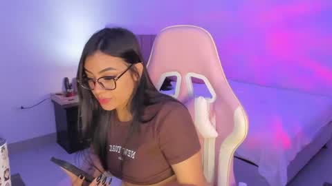 dakoota_luv online show from May 27, 1:46 pm