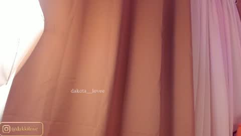 Dakota  online show from August 15, 8:29 am