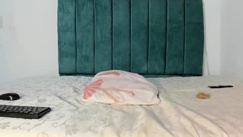 dakotadollly online show from August 13, 12:57 am