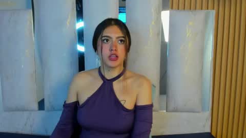dakotafox_cs online show from August 17, 12:21 pm