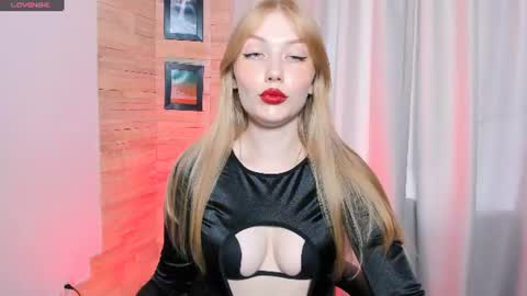 Dakota online show from August 1, 1:06 pm