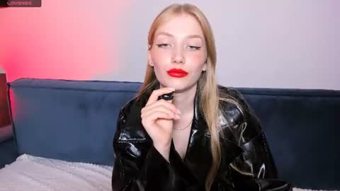 Dakota online show from August 5, 3:54 pm