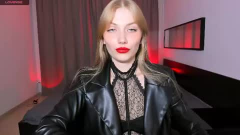 Dakota online show from August 10, 3:24 pm