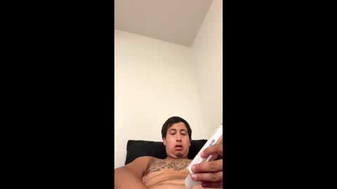 dakotapankonin0 online show from June 11, 4:51 am