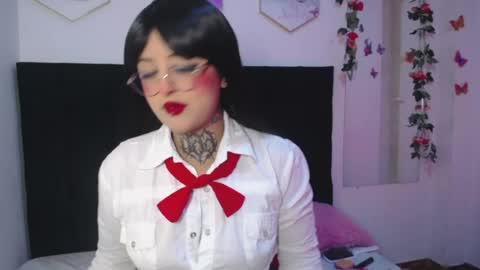 Daakota  online show from April 27, 12:34 pm