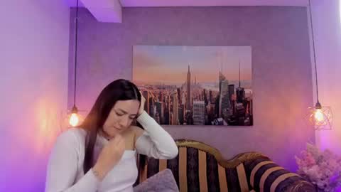 dali_collin online show from August 4, 4:48 pm
