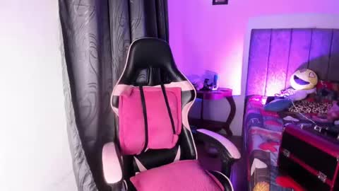 Dalia April online show from July 24, 1:08 am