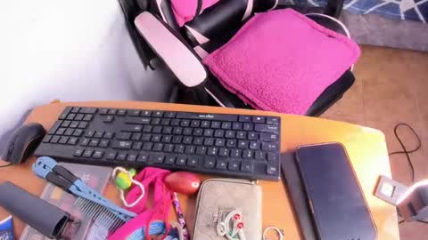 Dalia April online show from August 2, 5:42 pm