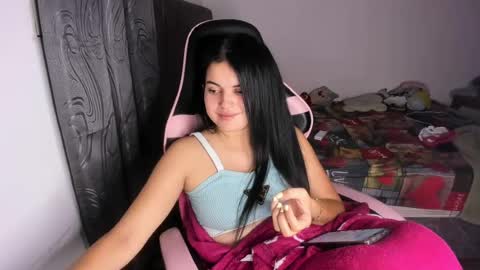 Dalia April online show from August 11, 4:58 am