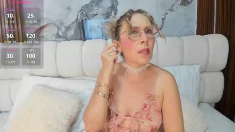 Dalia online show from July 23, 9:28 pm