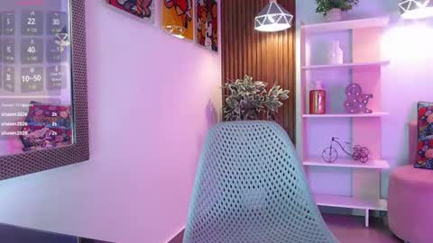 Dalila  online show from August 11, 12:45 am
