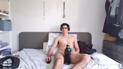 dami_mad_ online show from June 13, 3:20 pm