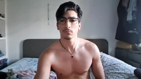 dami_mad_ online show from June 14, 4:15 pm