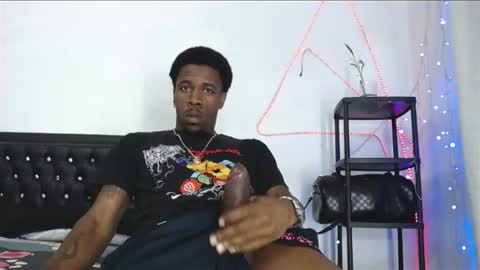 damian_hart_24cm online show from August 8, 10:26 am