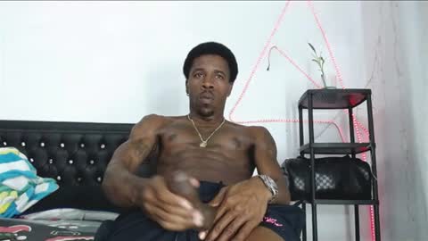 damian_hart_24cm online show from August 8, 4:07 pm