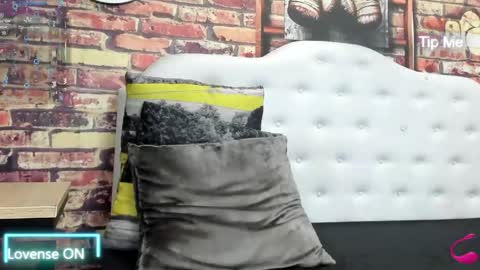 damian_shakur online show from March 23, 1:16 pm