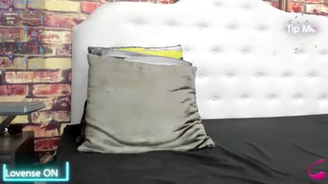 damian_shakur online show from March 25, 1:28 pm