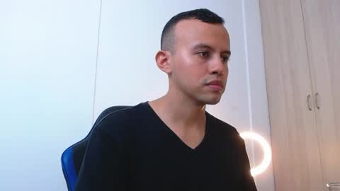Damian Wish online show from April 9, 7:00 pm