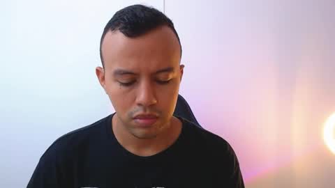 Damian Wish online show from April 15, 2:35 pm