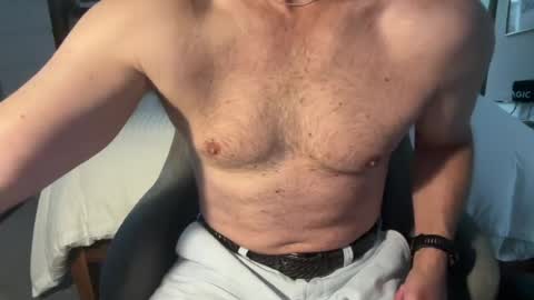 damianduda520568 online show from July 19, 11:34 am