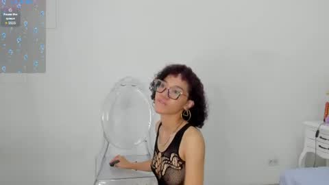 Damiana online show from August 10, 1:23 pm