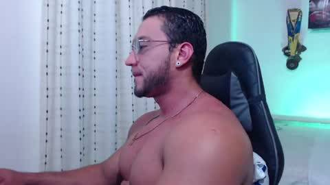 Danny online show from August 8, 5:51 am