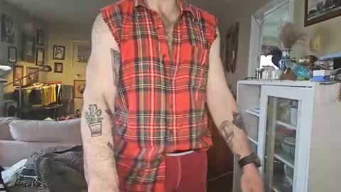 damien_mace online show from May 1, 1:48 pm