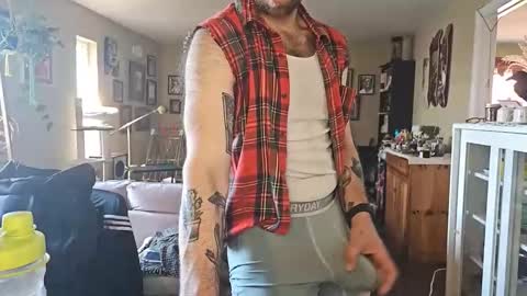 damien_mace online show from May 2, 2:10 pm