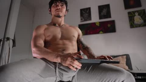 insta damn8   ---         -----  online show from July 30, 12:29 am