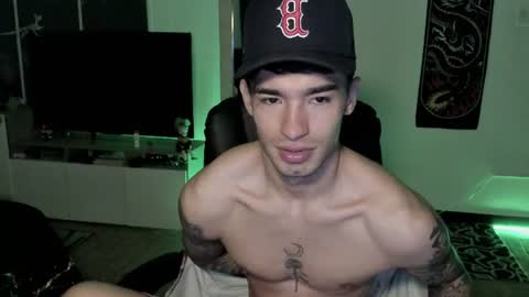 Damon online show from August 13, 4:26 am