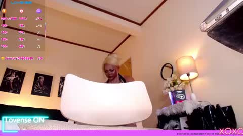 Alessandra online show from July 19, 9:06 pm