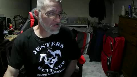 dan137111 online show from April 28, 11:43 am