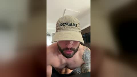 dan_345154 online show from August 17, 7:24 am