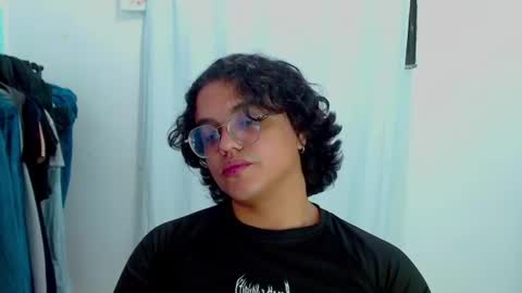 Diane Blosson online show from August 15, 12:58 am