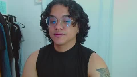 Diane Blosson online show from August 17, 12:15 am