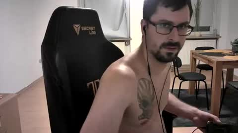 Dan online show from August 12, 7:49 pm