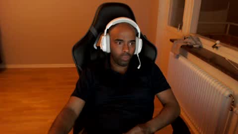 dan_the_man43 online show from June 21, 9:48 pm