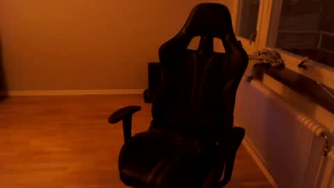 dan_the_man43 online show from June 22, 1:06 am