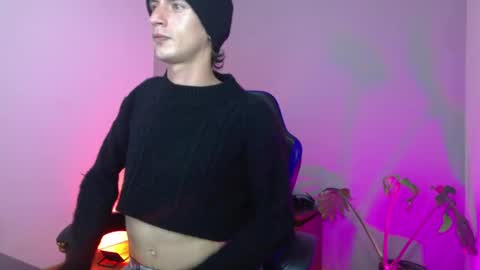 dan_yagami online show from May 24, 1:30 am