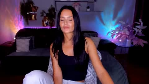 DanaMiers online show from July 10, 4:51 am
